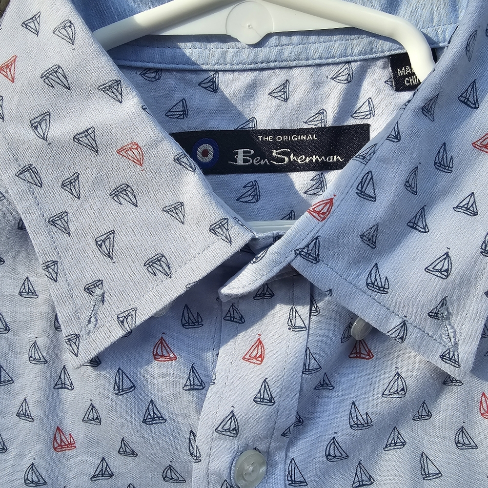 Ben Sherman button down short sleeve  short Men's Small